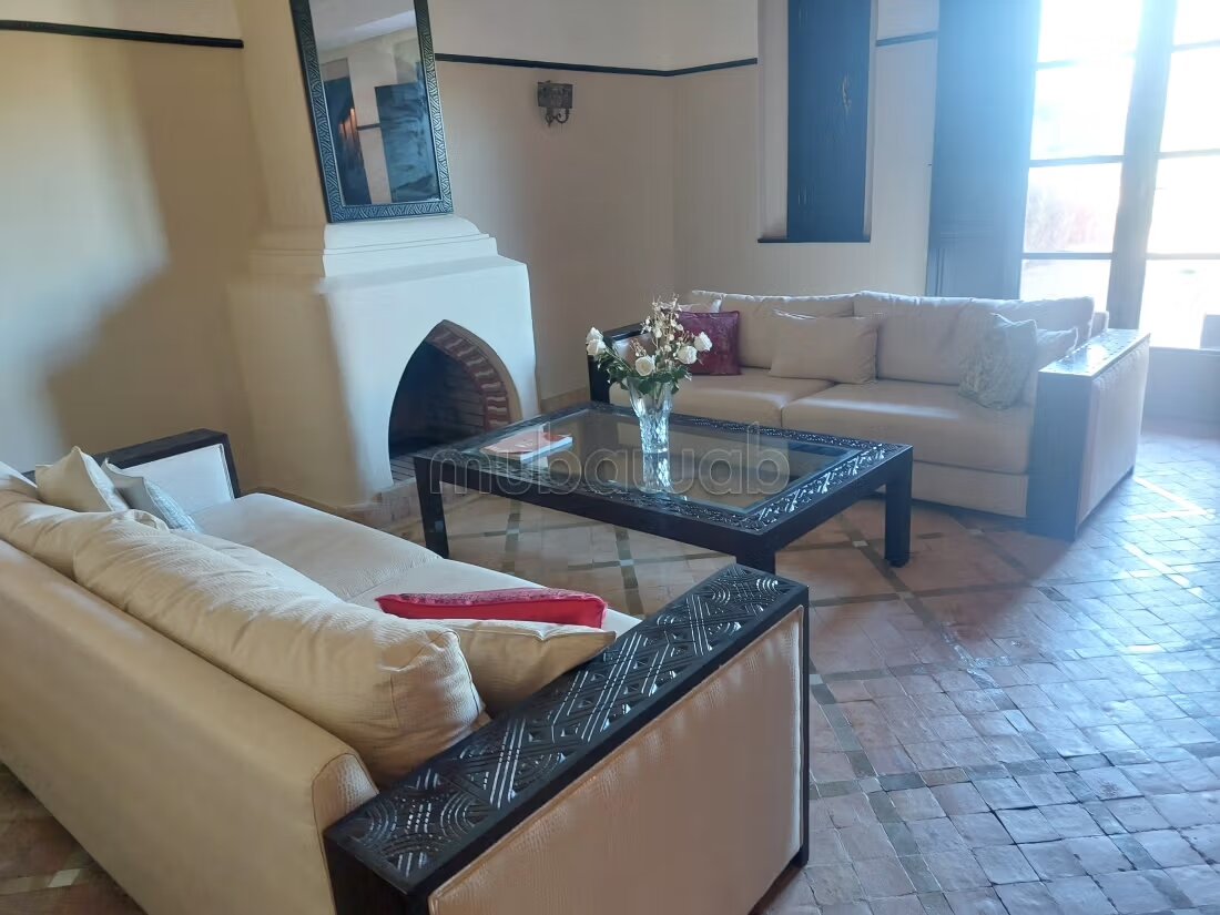 Villa 250 m² for rent in مراكش — Photo 13