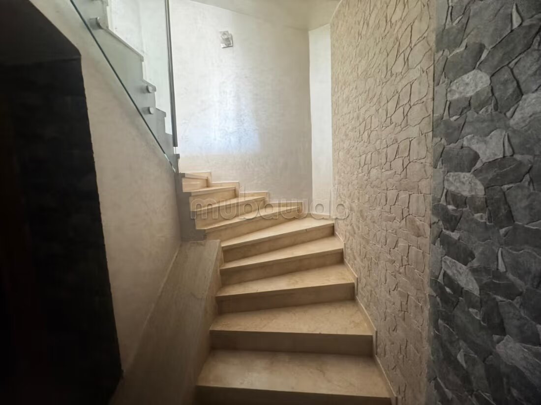 Villa 350 m² à louer — Photo 16