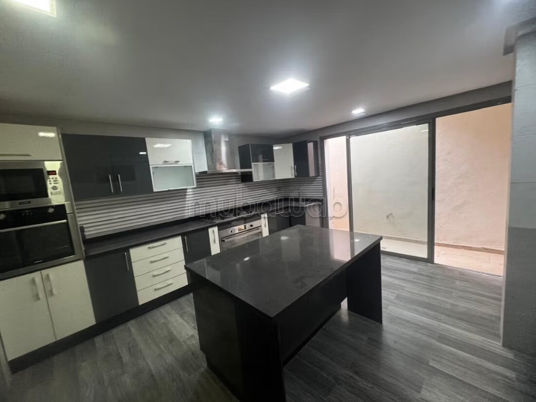 Villa 350 m² à louer — Photo 18