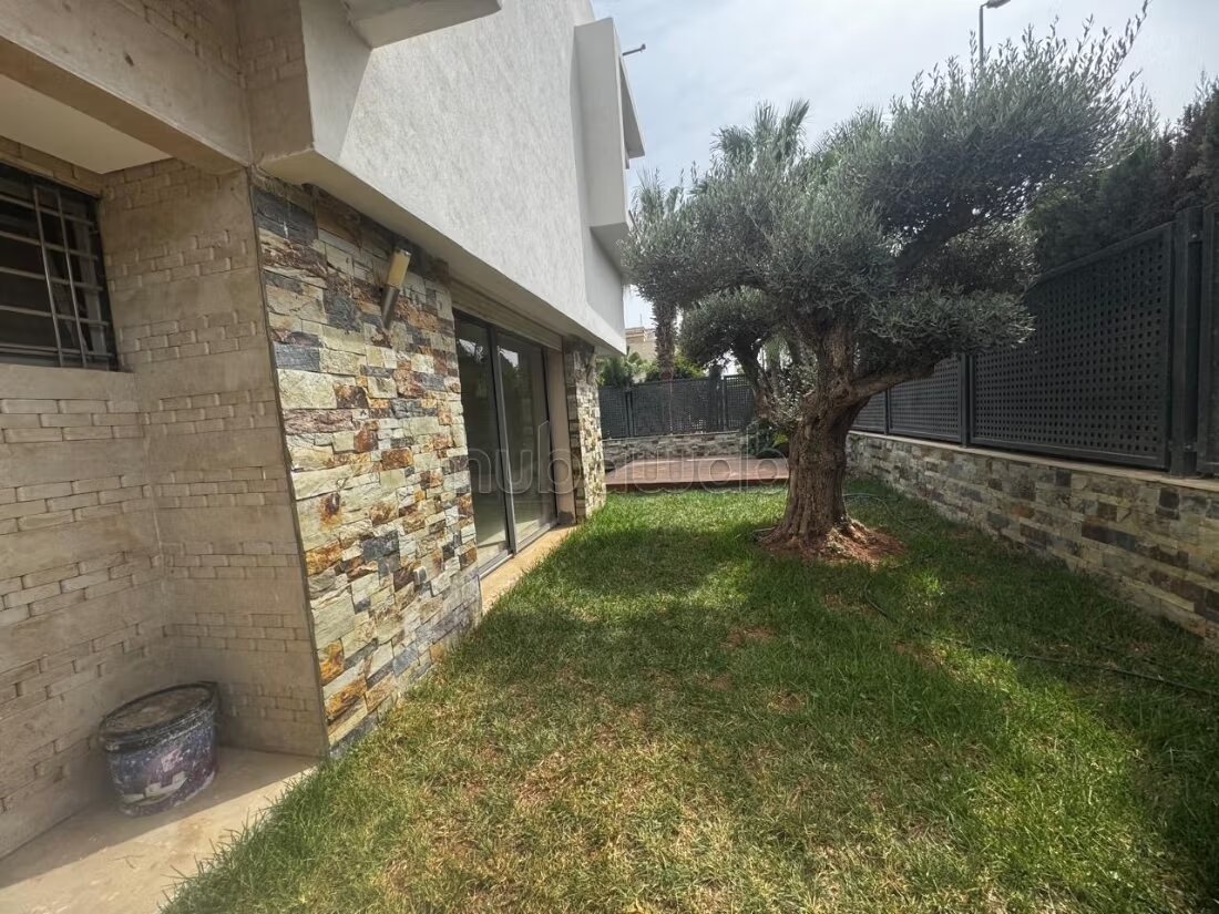 Villa 350 m² à louer — Photo 20