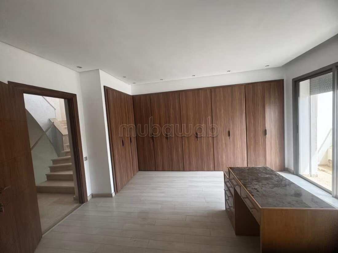 Villa 350 m² à louer — Photo 25