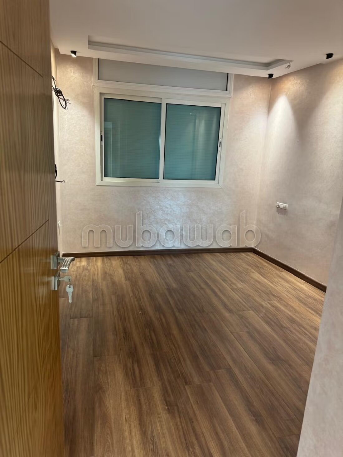 Apartment 143 m² for sale in Les Hôpitaux — Photo 4