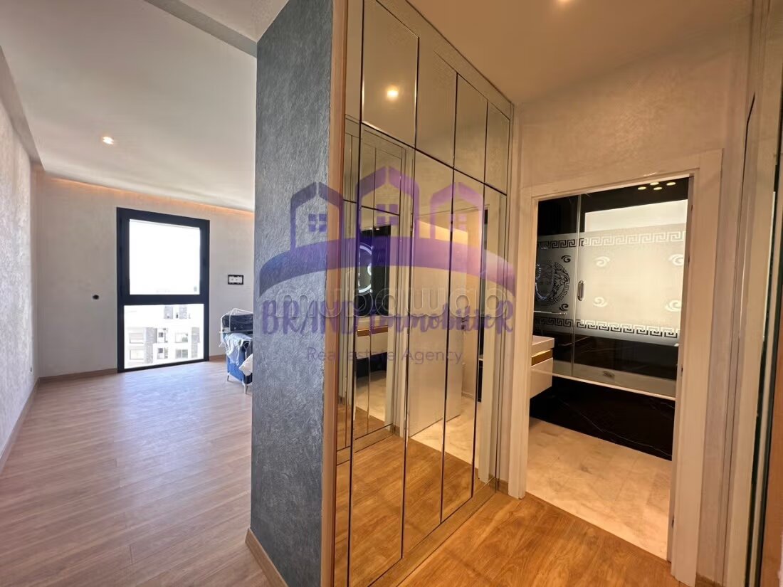 Appartement 210 m² à louer à Tanger — Photo 16