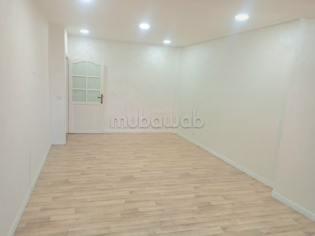 Bureau 144 m² à louer à Casablanca — Photo 7