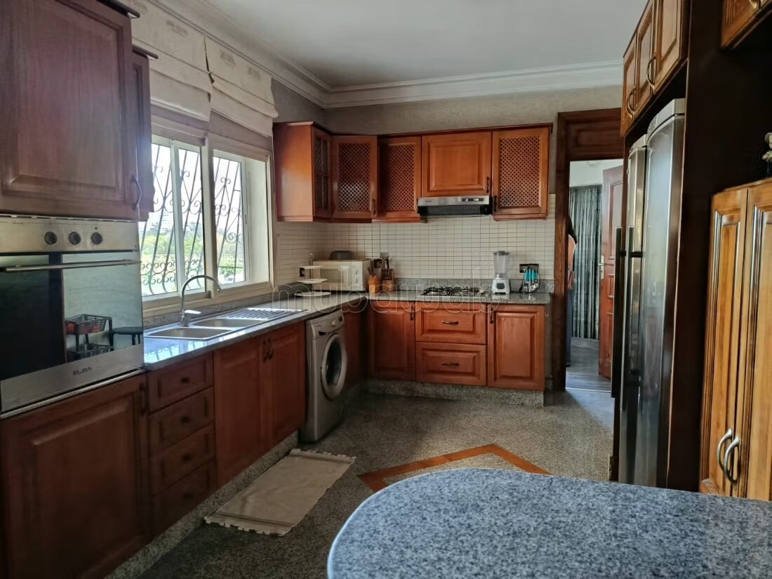 Appartement 157 m² à louer à Casablanca — Photo 8