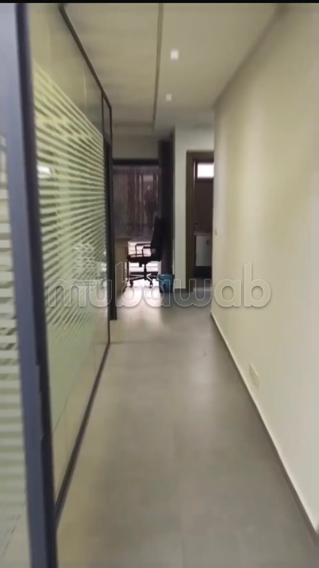 Bureau 69 m² à louer à Casablanca — Photo 9