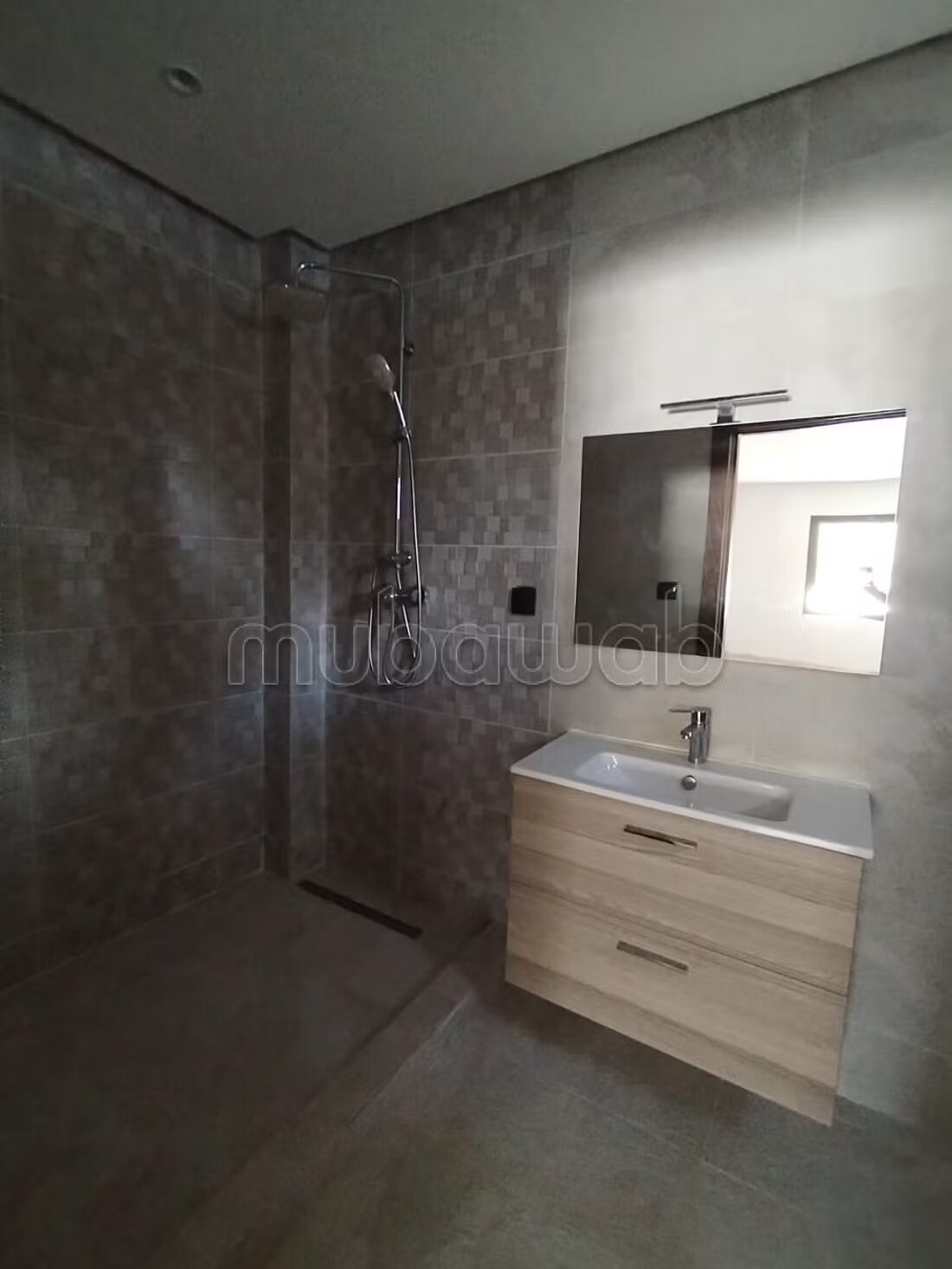 فيلا 2500 م² للإيجار في الرباط — Photo 19