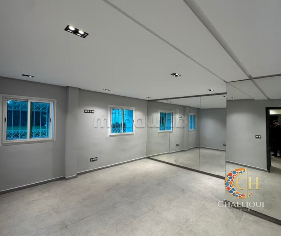 Villa 1000 m² for Rent in Rabat — Photo 42