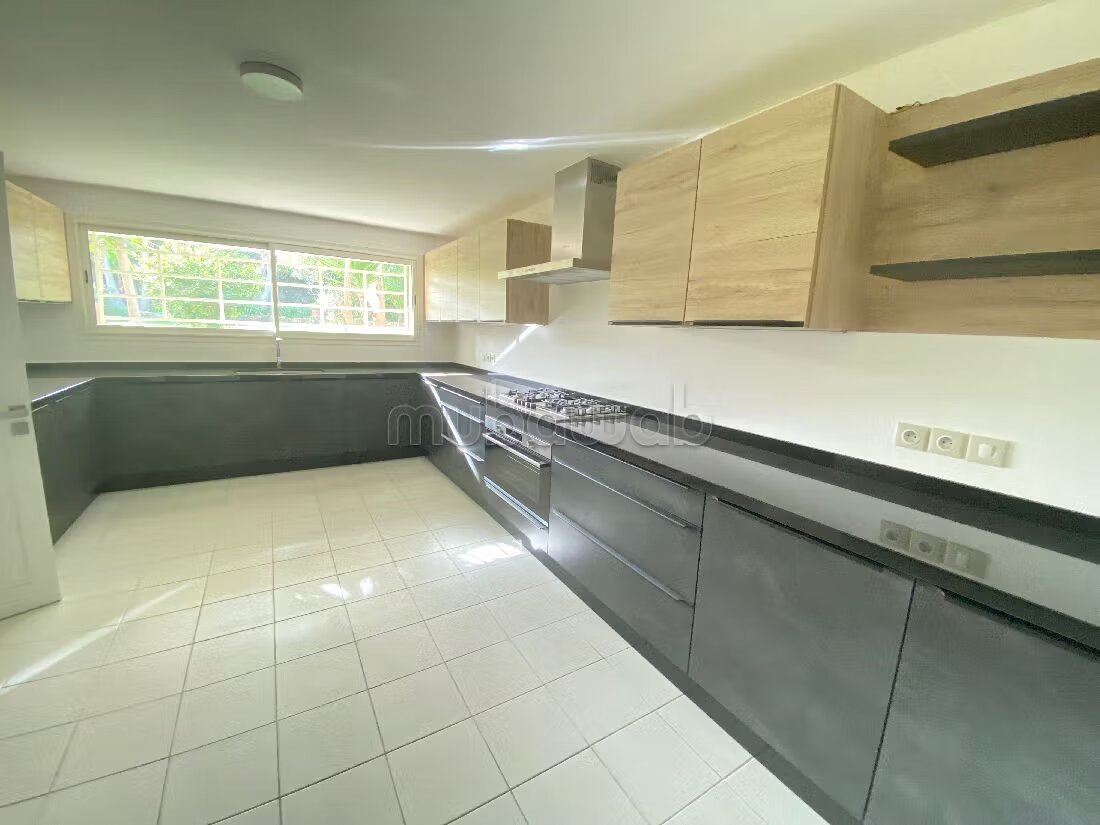 Villa 1000 m² for Rent in Rabat — Photo 142