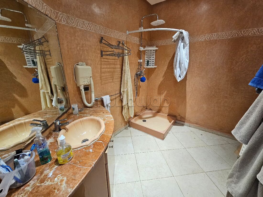 Villa 1000 m² for Rent in Rabat — Photo 206