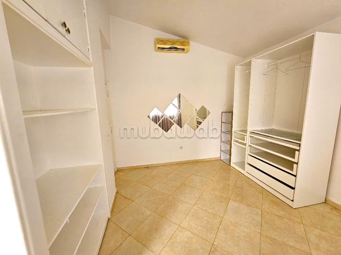 Villa 1000 m² for Rent in Rabat — Photo 208