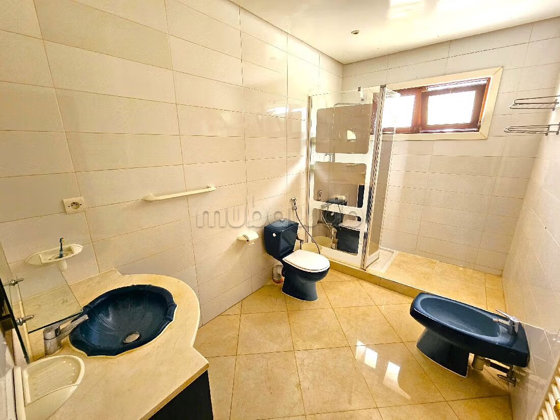 Villa 1000 m² for Rent in Rabat — Photo 209