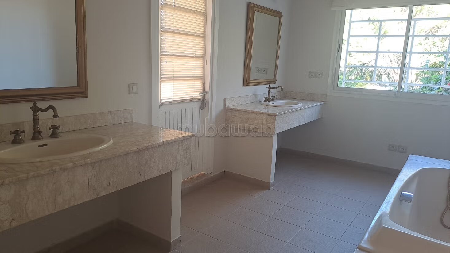 Villa 1000 m² for Rent in Rabat — Photo 235