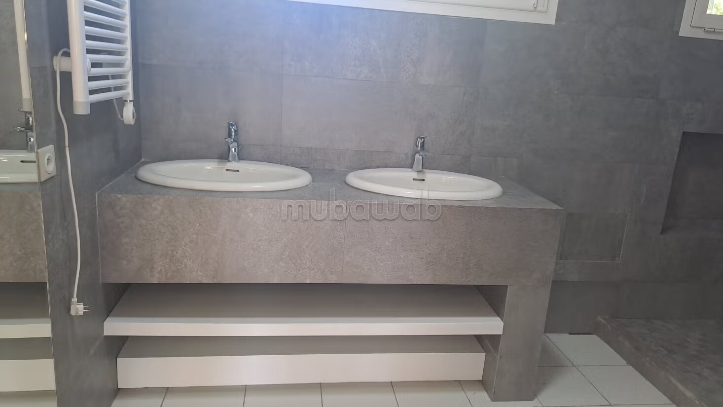 Villa 1000 m² for Rent in Rabat — Photo 239