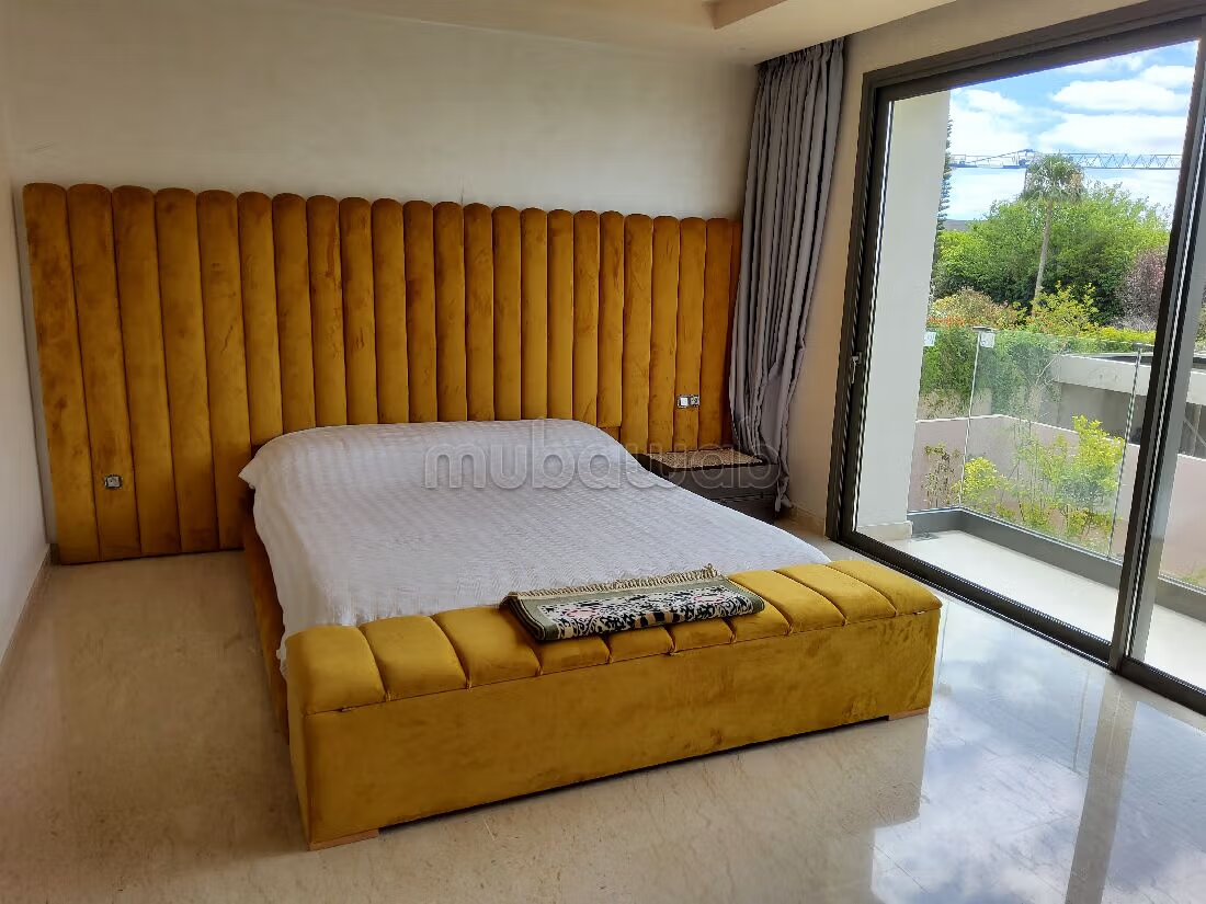 Villa 1000 m² for Rent in Rabat — Photo 242