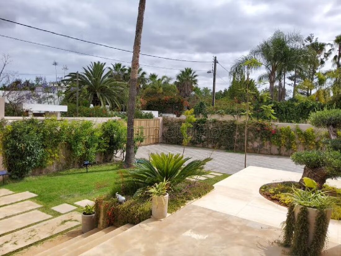 Villa 1000 m² for Rent in Rabat — Photo 248