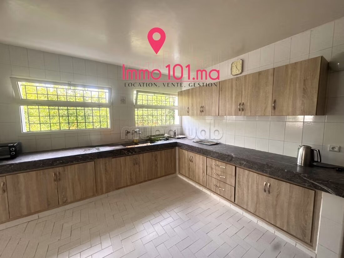 Villa 1000 m² for Rent in Rabat — Photo 263