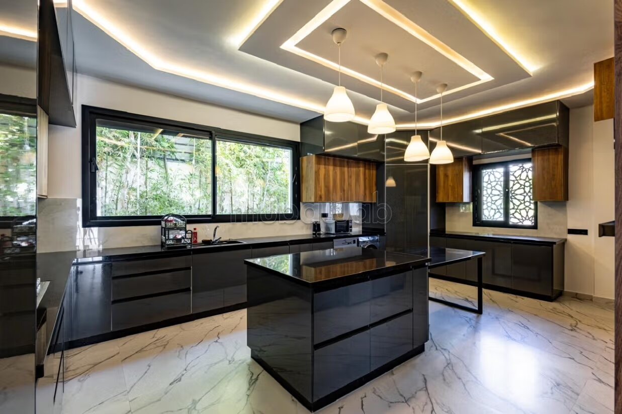 Villa 1000 m² for Rent in Rabat — Photo 317