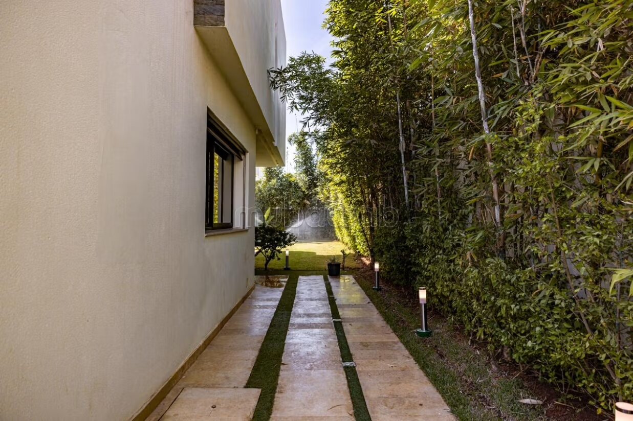 Villa 1000 m² for Rent in Rabat — Photo 327
