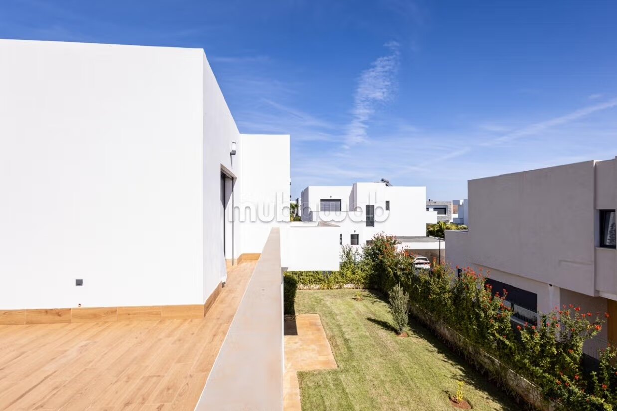 Villa 1000 m² for Rent in Rabat — Photo 328