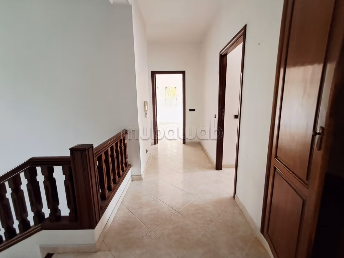 900 m² Villa for Rent in Rabat — Photo 8