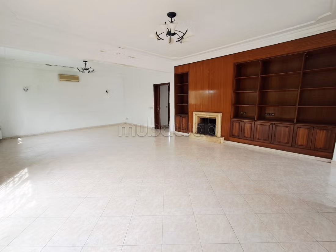 900 m² Villa for Rent in Rabat — Photo 14