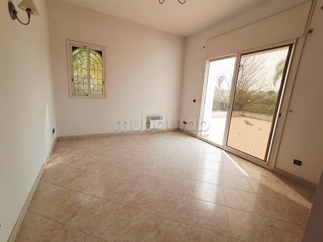 900 m² Villa for Rent in Rabat — Photo 18