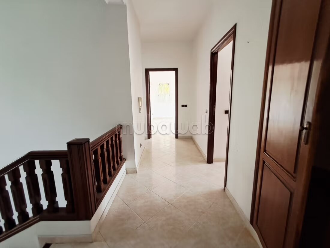 900 m² Villa for Rent in Rabat — Photo 7