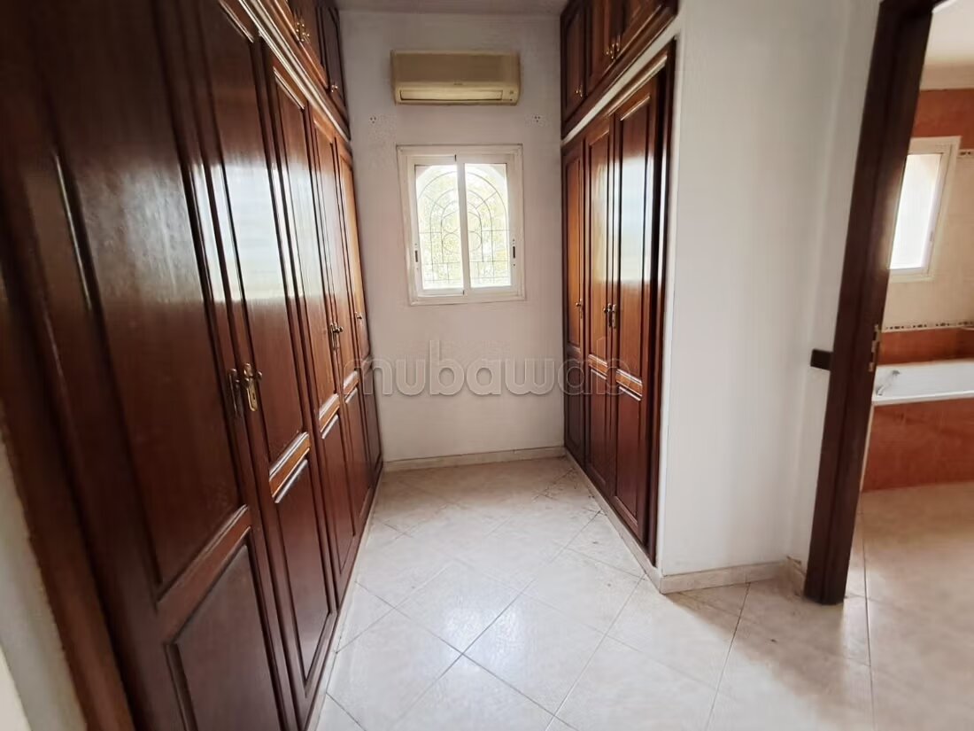 900 m² Villa for Rent in Rabat — Photo 11