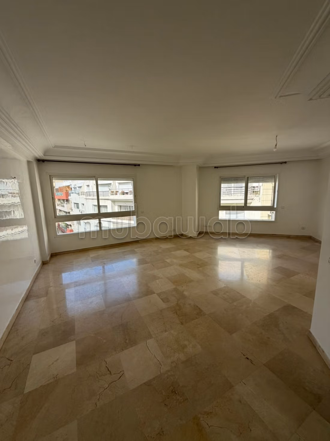 Appartement 148 m² à louer à Casablanca (Triangle d'Or) — Photo 4