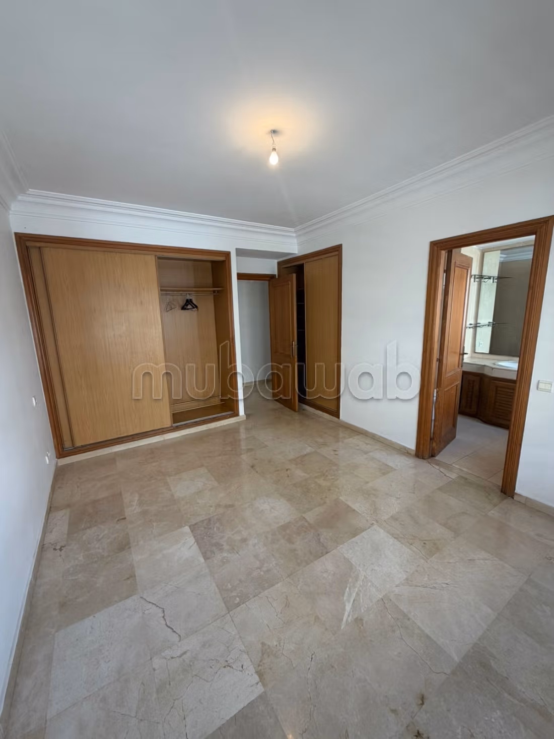 Appartement 148 m² à louer à Casablanca (Triangle d'Or) — Photo 8