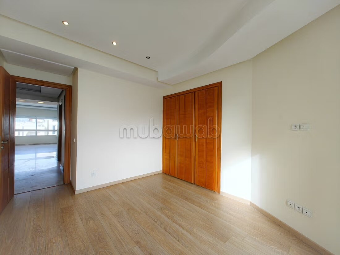 Appartement 148 m² à louer à Casablanca (Triangle d'Or) — Photo 403