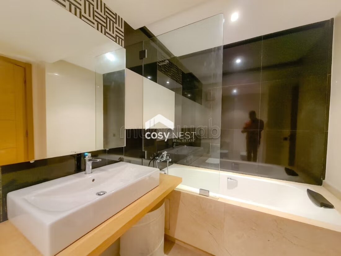 Appartement 148 m² à louer à Casablanca (Triangle d'Or) — Photo 415