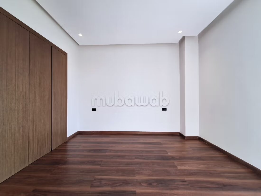 Apartment 90 m² for Rent in Casablanca (Ville Verte) — Photo 7