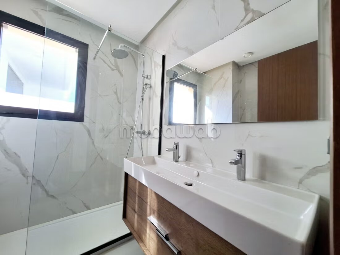 Apartment 90 m² for Rent in Casablanca (Ville Verte) — Photo 10