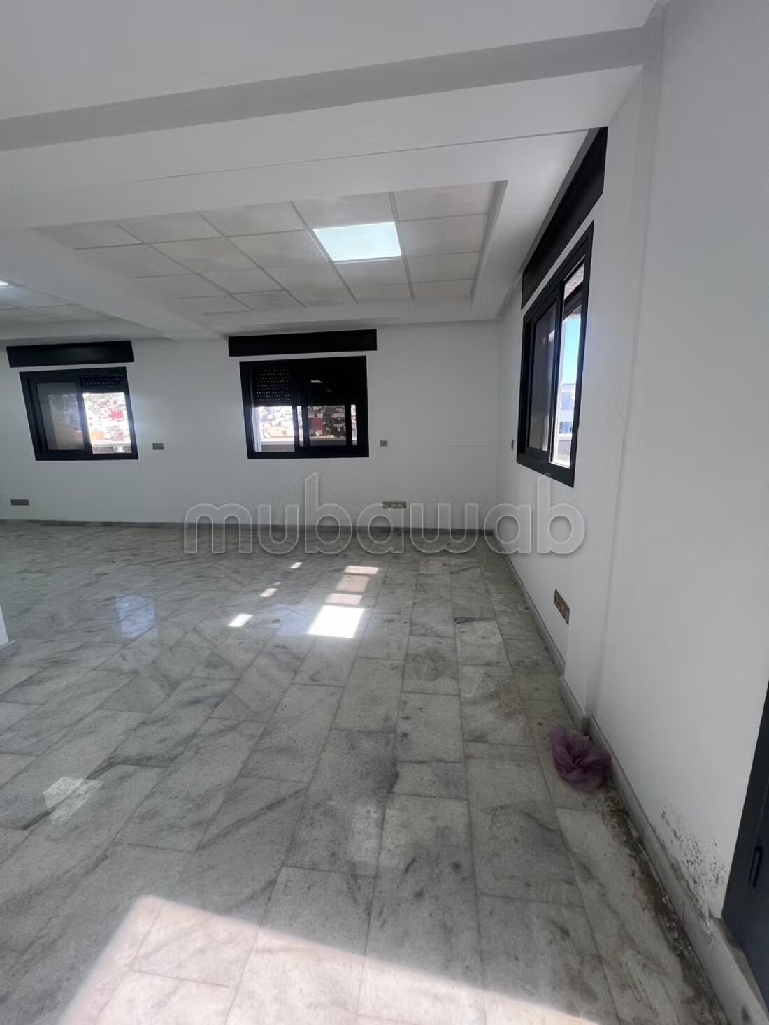 Office 47 m² for rent in Tangier — Photo 26