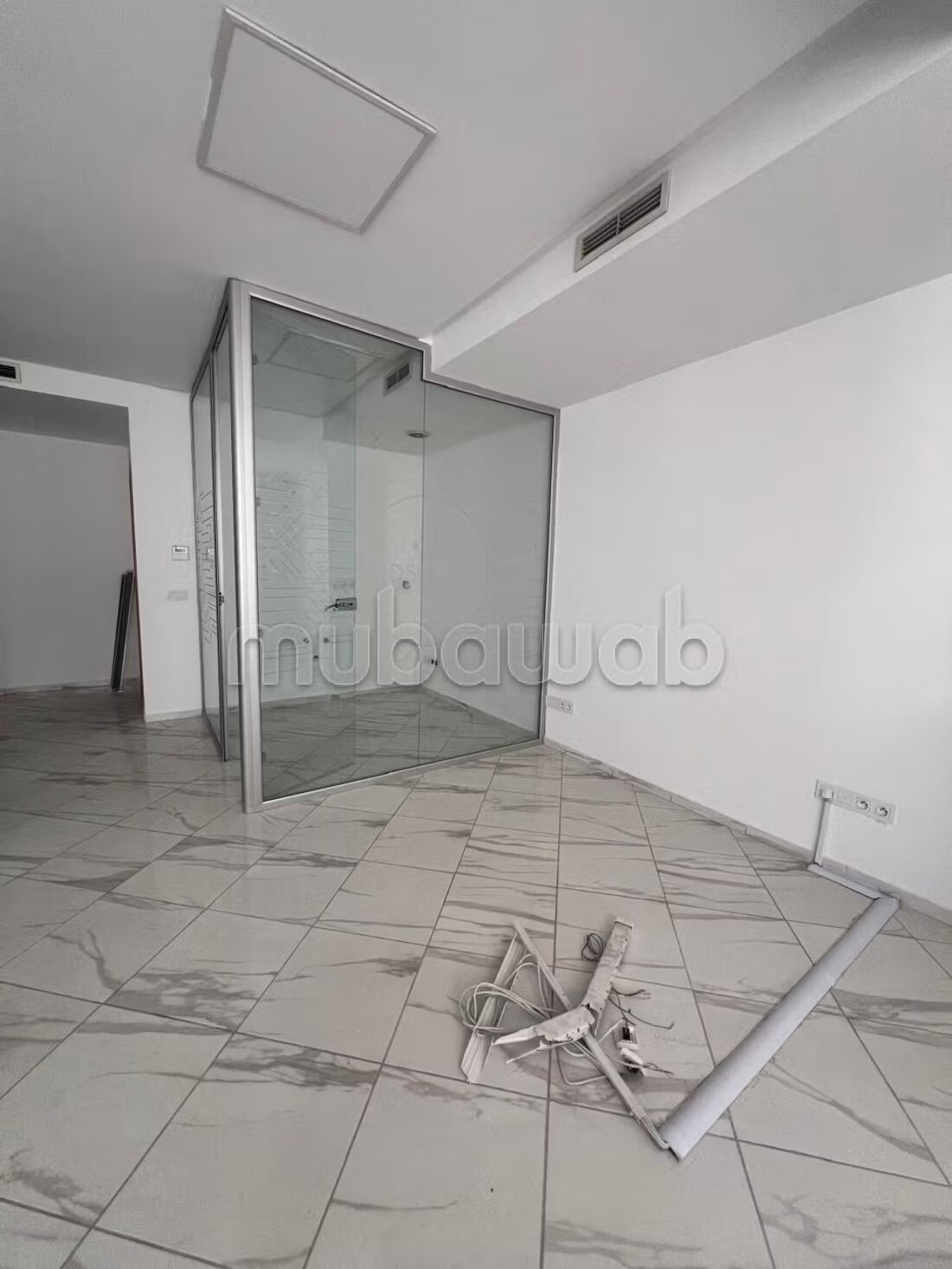 Office 47 m² for rent in Tangier — Photo 52