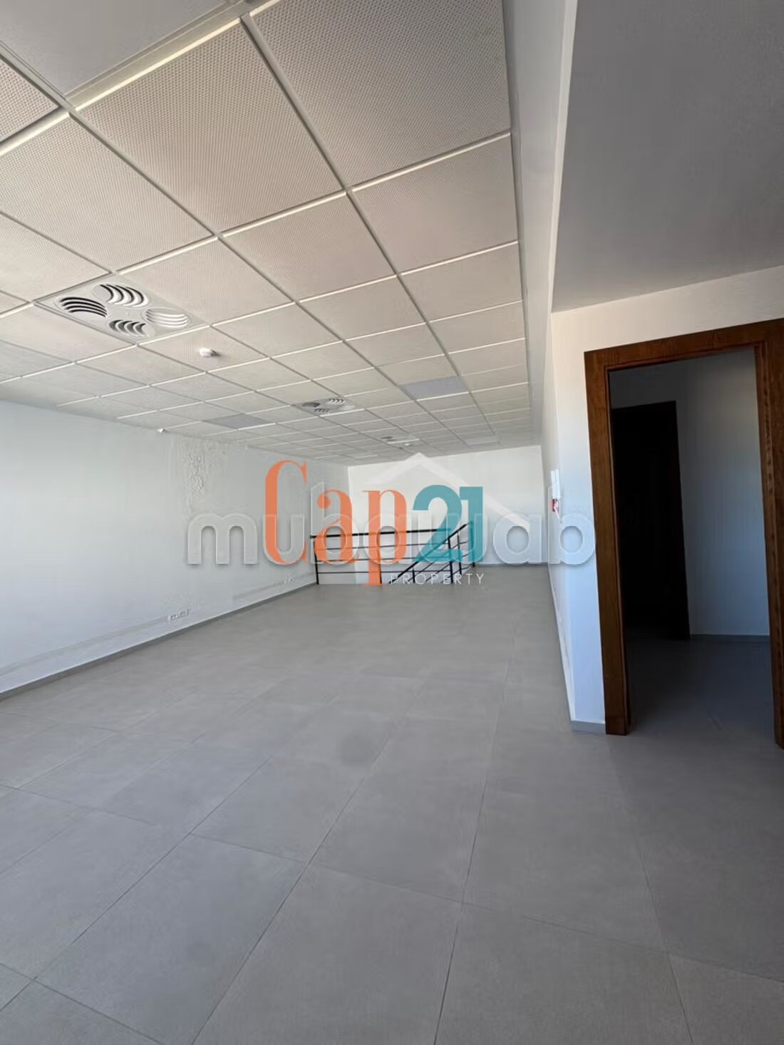 Office 47 m² for rent in Tangier — Photo 121