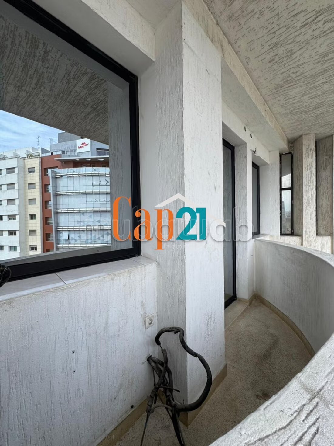Office 47 m² for rent in Tangier — Photo 135