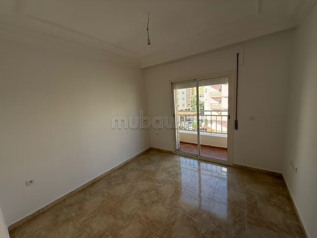 Office 47 m² for rent in Tangier — Photo 143