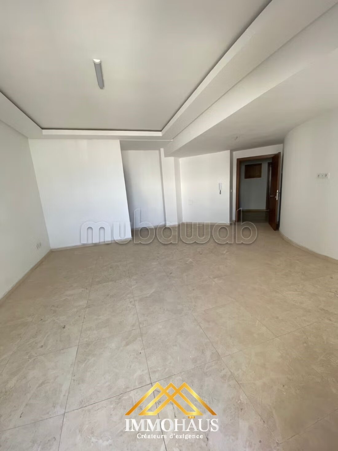 Office 47 m² for rent in Tangier — Photo 144