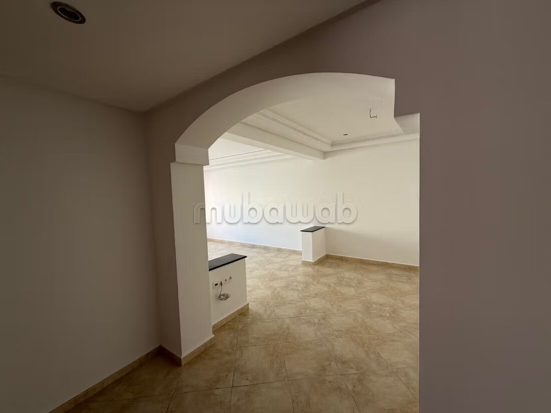 Office 47 m² for rent in Tangier — Photo 146