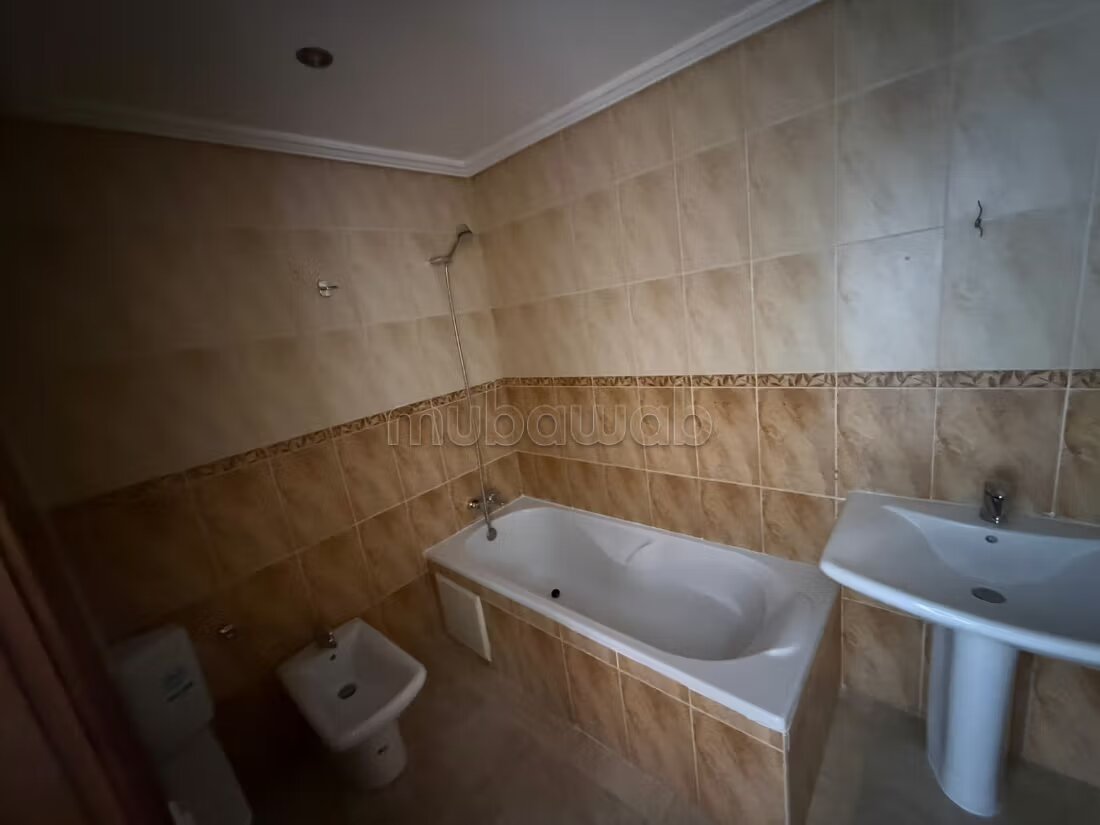 Office 47 m² for rent in Tangier — Photo 151