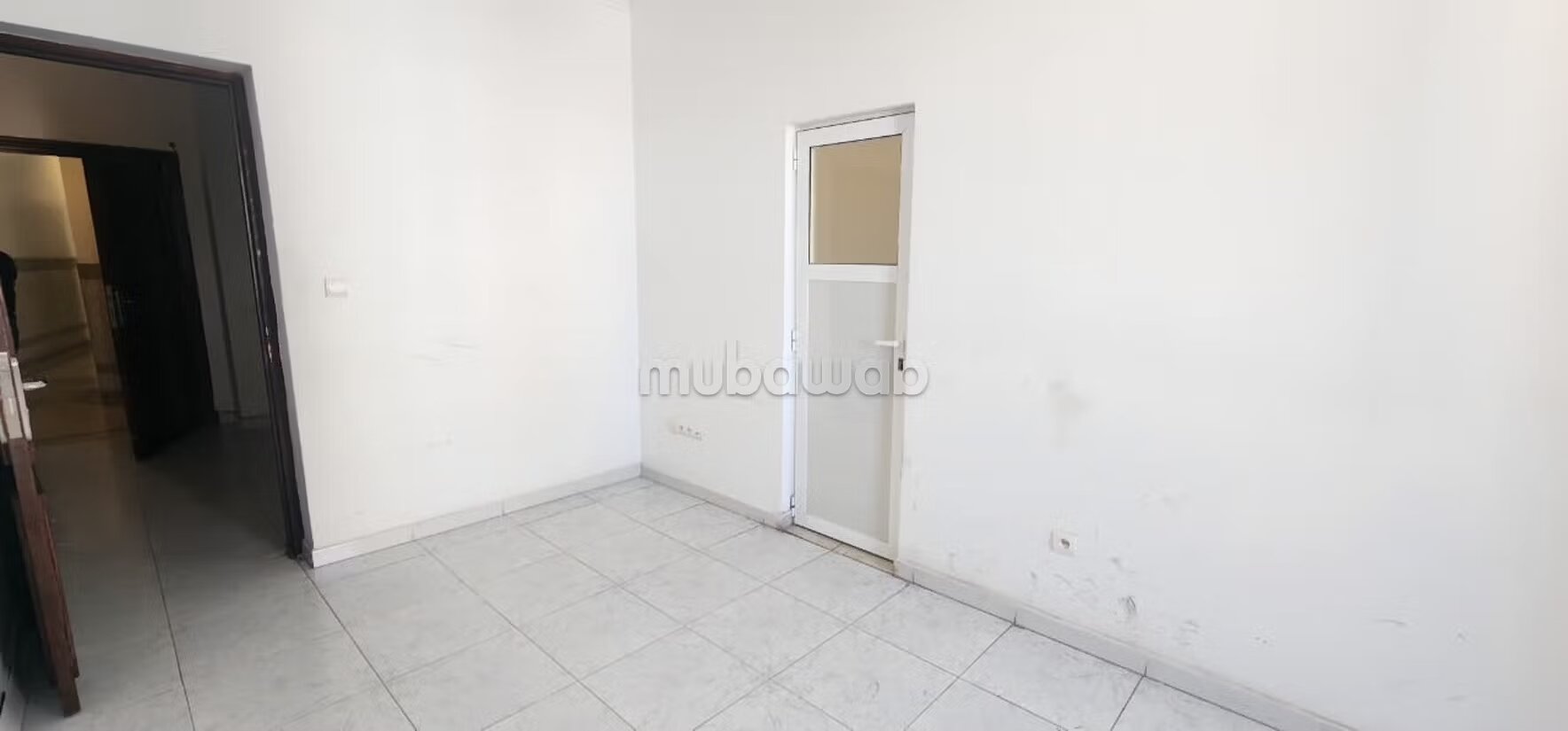 Office 47 m² for rent in Tangier — Photo 160