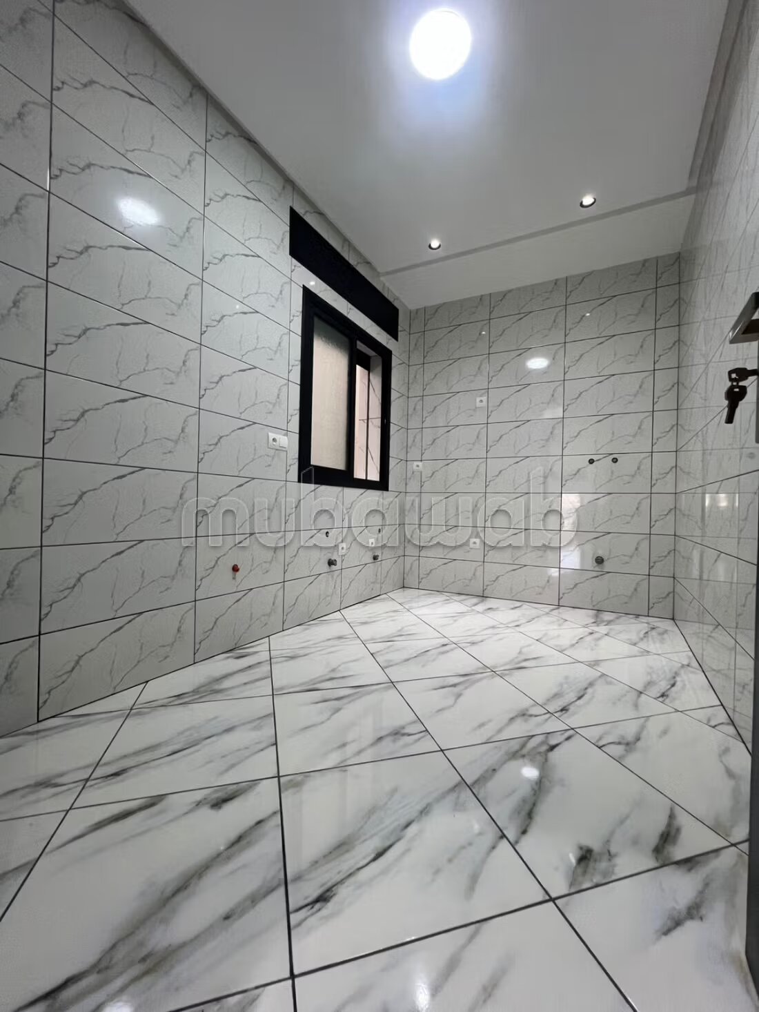 Office 47 m² for rent in Tangier — Photo 171
