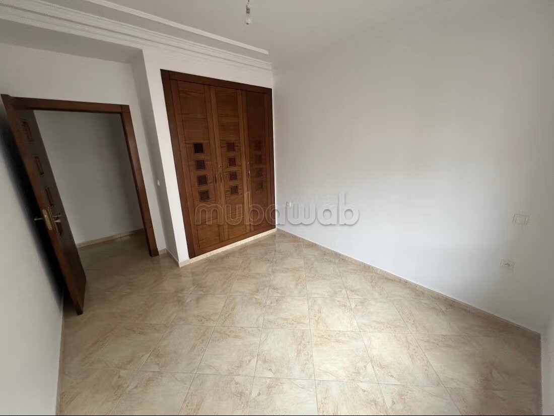 Office 47 m² for rent in Tangier — Photo 182