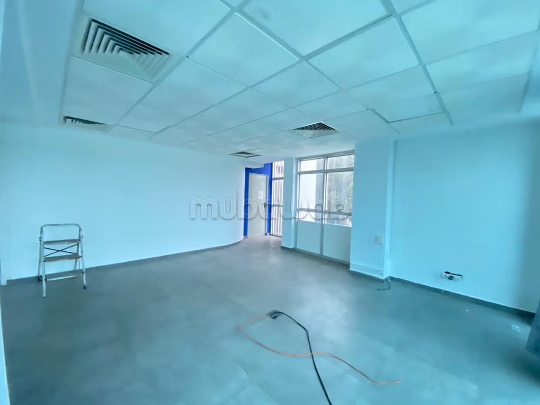 Office 47 m² for rent in Tangier — Photo 200