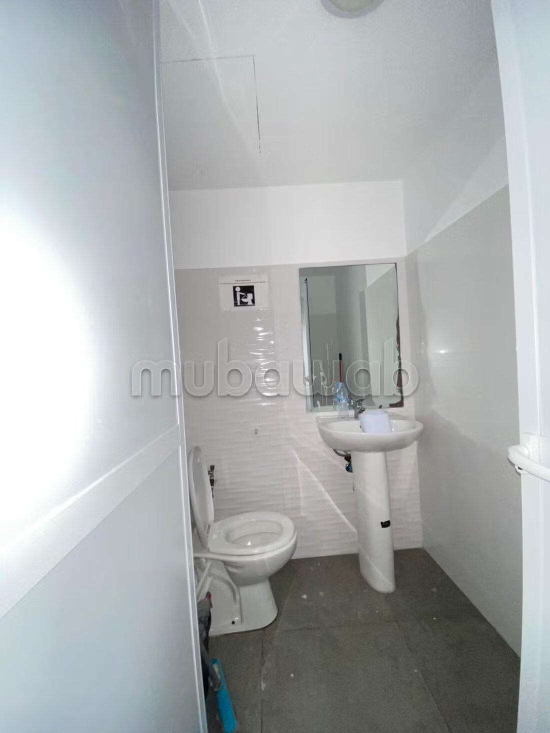 Office 47 m² for rent in Tangier — Photo 202