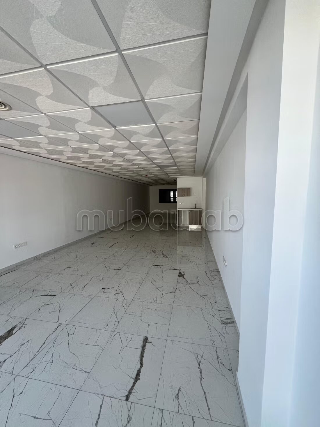 Office 47 m² for rent in Tangier — Photo 211