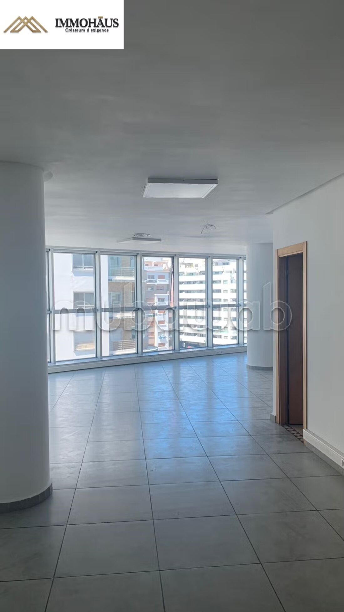 Office 47 m² for rent in Tangier — Photo 228